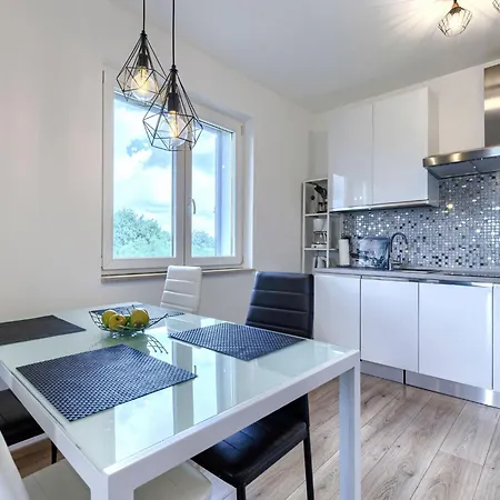 Del Sol By Interhome Labin (Istria)
