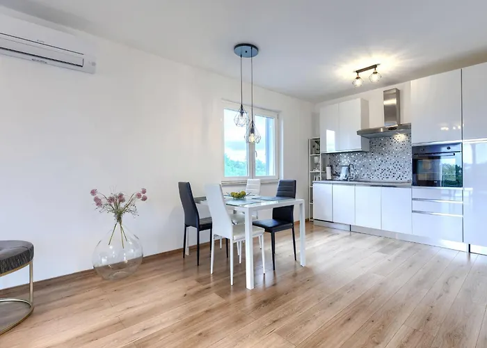 Apartment Del Sol By Interhome *