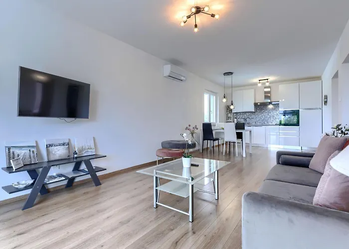 Del Sol By Interhome *